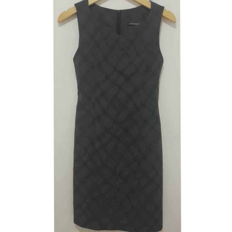 preloved dress atmosphere