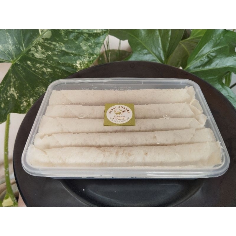 

pisang rol frozen isi 10 pcs