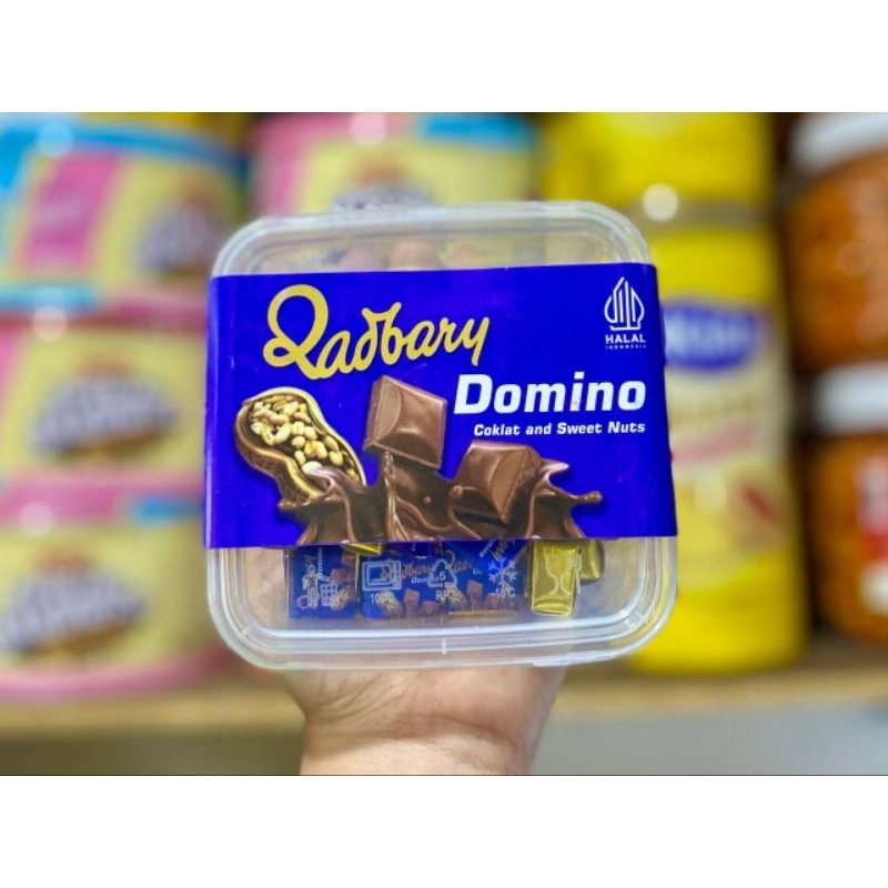 

Coklat cube isi 50 pcs