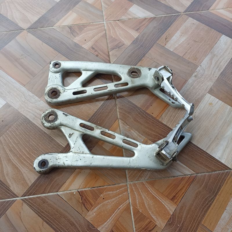 footstep postep step belakang Yamaha Rx king master rx king new Original