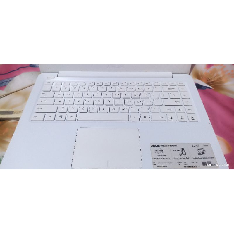 Laptop Asus E 402Y