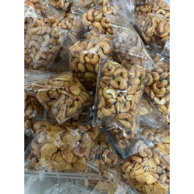 

kacang mete bunda