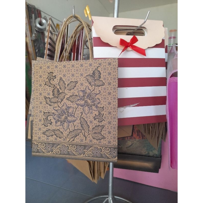 

PAPERBAG BATIK / MOTIF / PITA / POLOS MURAH