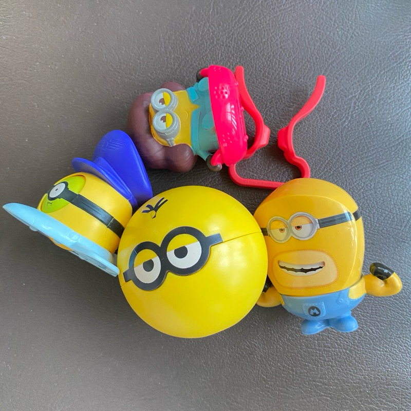 mainan mcd minions