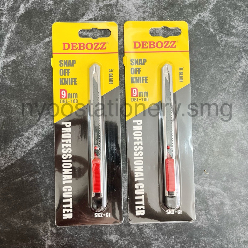

CUTTER 30 DERAJAT SNAP OFF BLADE 9mm DEBOZZ DBL-100