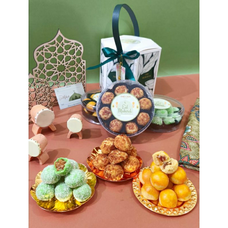 

ZEPHYR Hampers isi 3 toples | Hampers Lebaran Murah | Parcel Lebaran | Hampers Ramadan | Nastar Klepon Palm cheese cookies