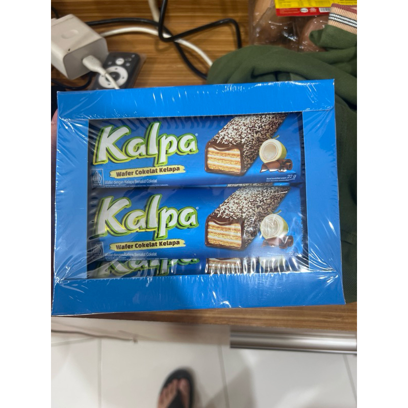 

TERMURAH KALPA WAFER COKELAT KELAPA 1 pak isi 12 bungkus