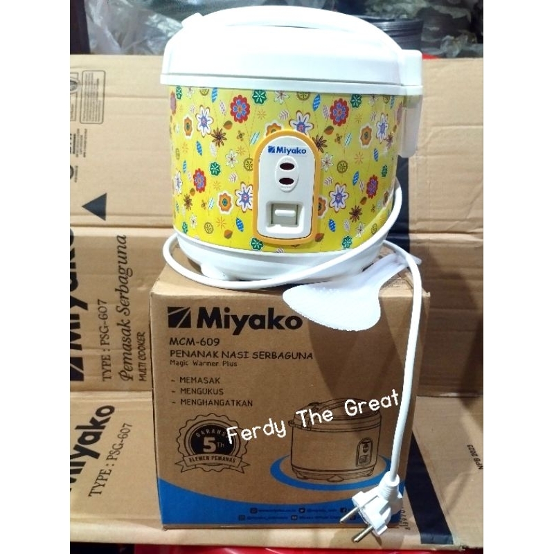 Magic Com 609 miyako tin body/ Rice Cooker / Penanak Nasi kecil 0.6 Liter Miyako 609 / magic miyako 