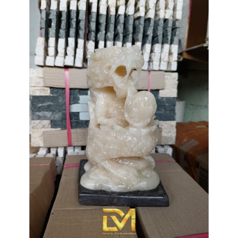 Patung Naga Super Bening Model Bola Api Bahan Batu Onyx Putih Glossy Mengkilap
