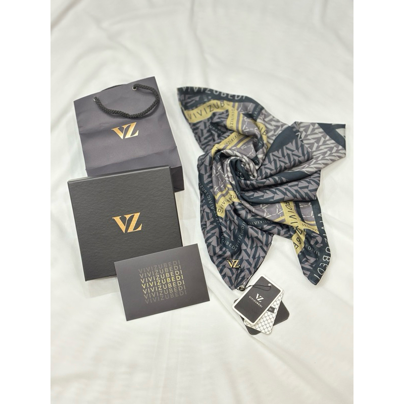 Vivi Zubaedi Scarf Limited Edition