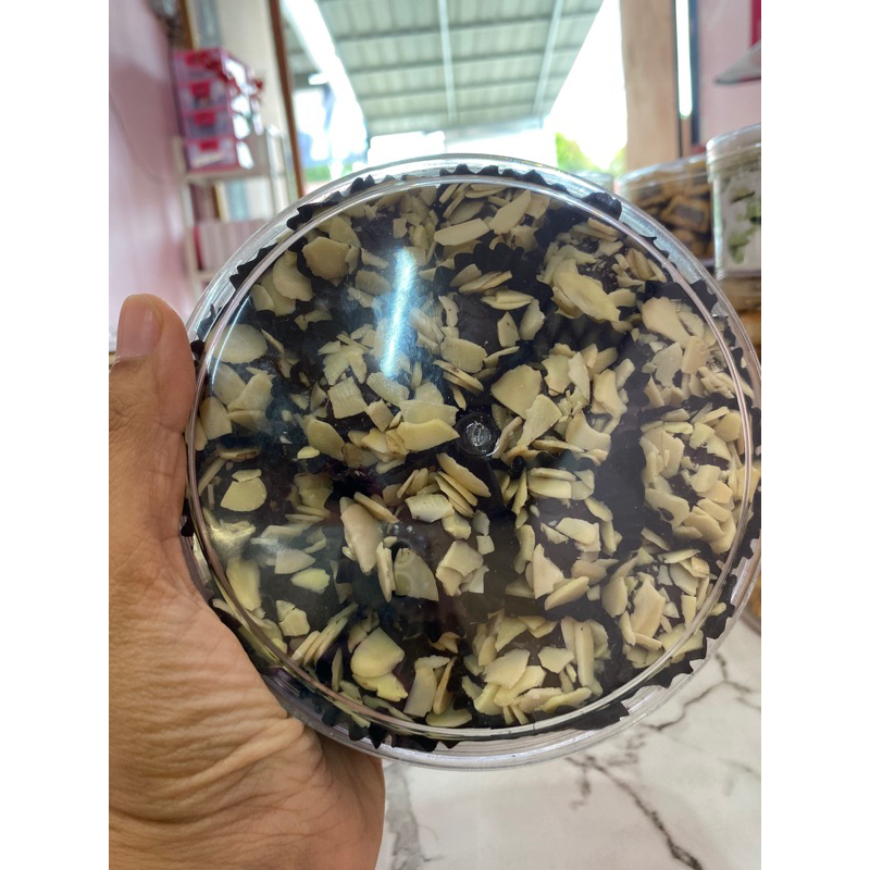 

almond coklat renyah