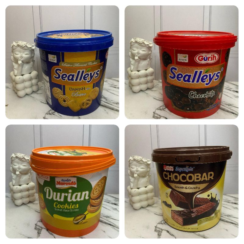 

Jajan lebaran timba sealleys-butter-coklat & Marindo-durian-chocobar