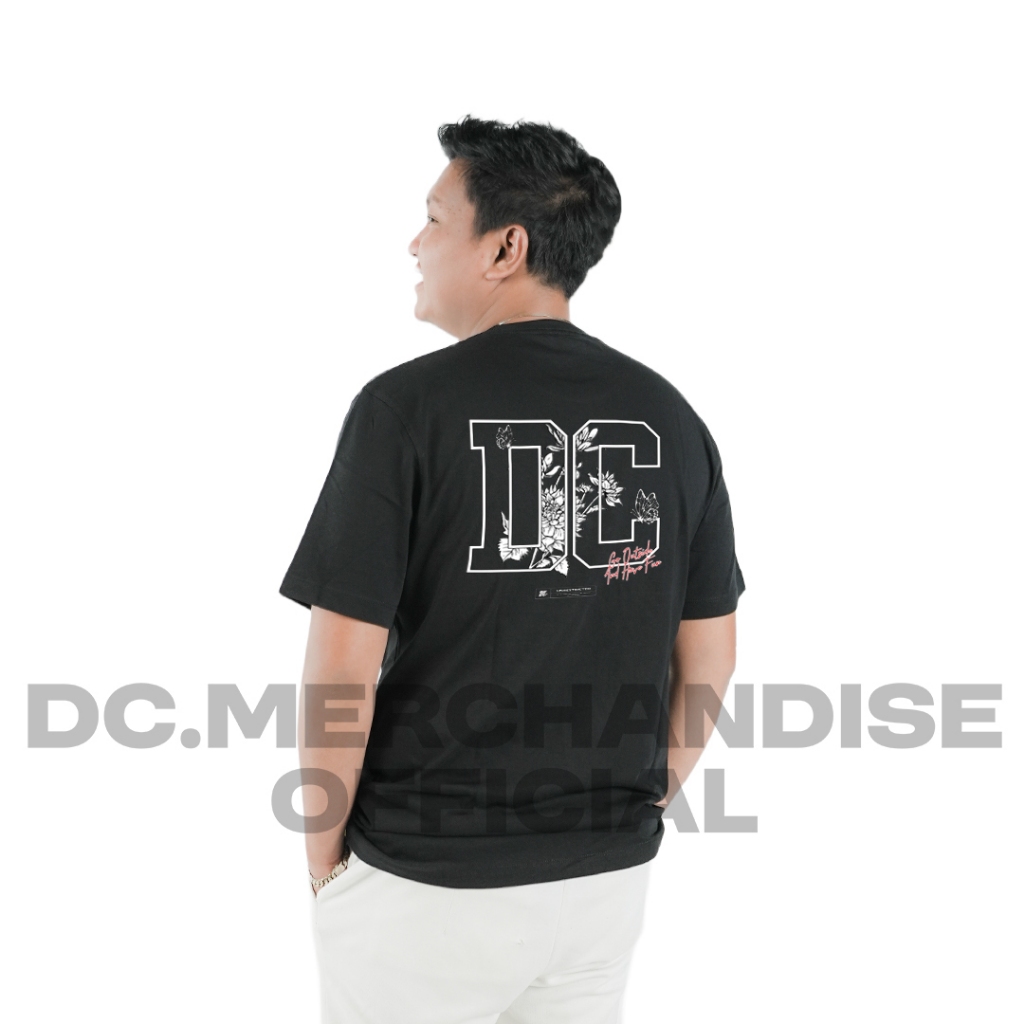 DC MERCHANDISE OFFICIAL KAOS | SAKURA