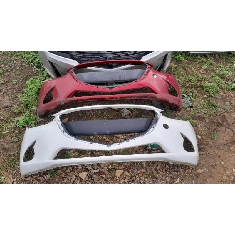 Bemper Mazda 2 Original Copotan