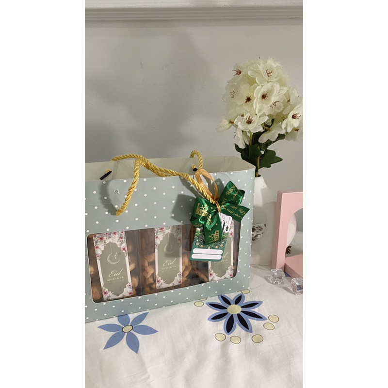 

Hampers lebaran hanya 75K