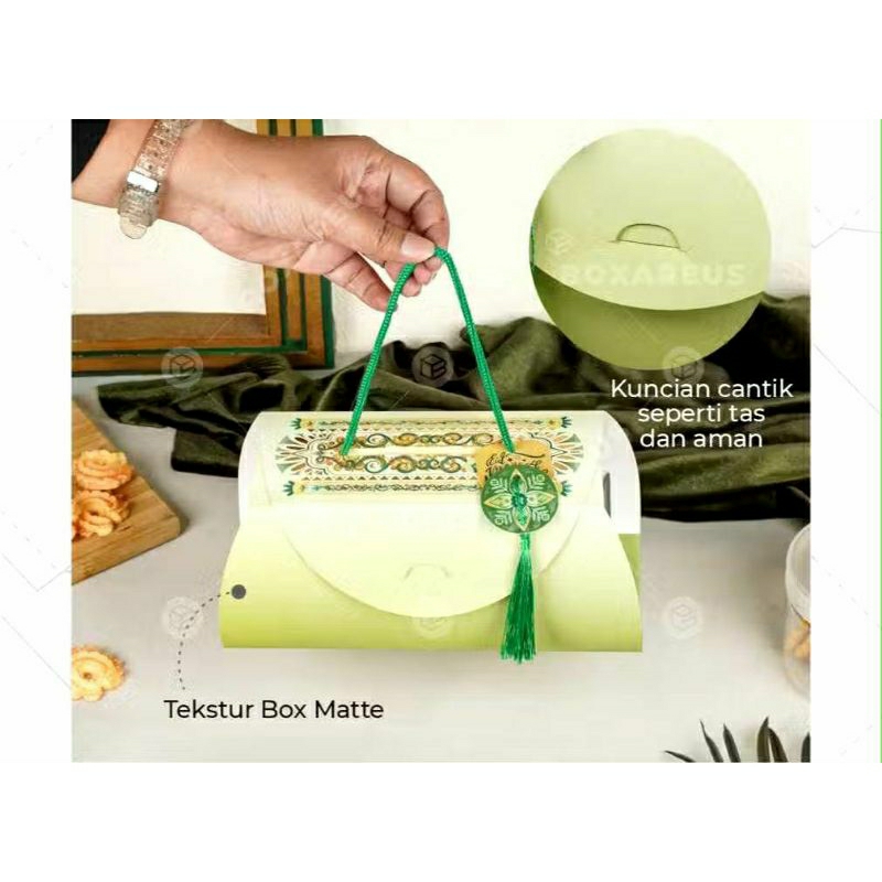 

Box Hampers Lebaran 2Toples Jar 400mL