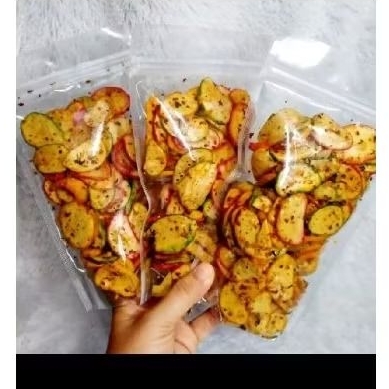 

kerupuk seblak pedas daun jeruk 100g