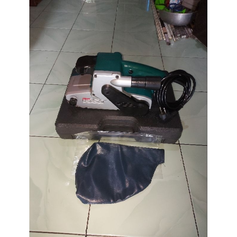 Mesin Amplas Sander Tank Makita 9404
