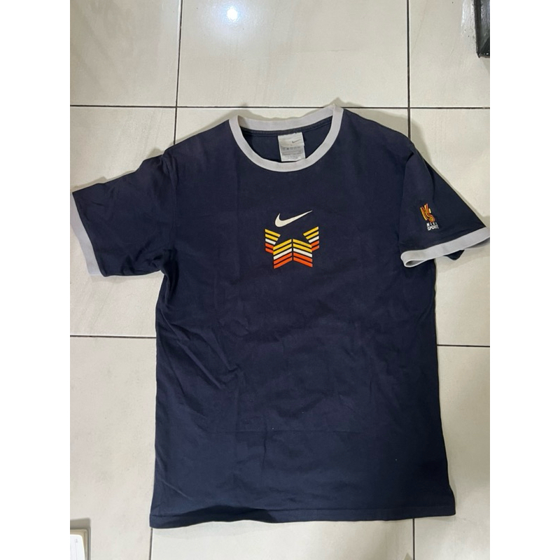 Nike center vintage 20’s ringer tee