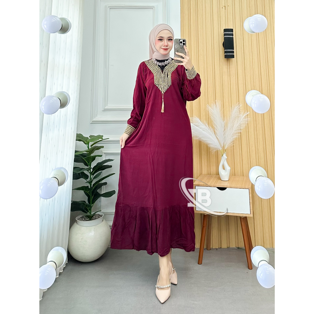 Gamis Merah Wanita dengan Renda Daster Arab Sultan Renda Kekinian Busui Ld 110