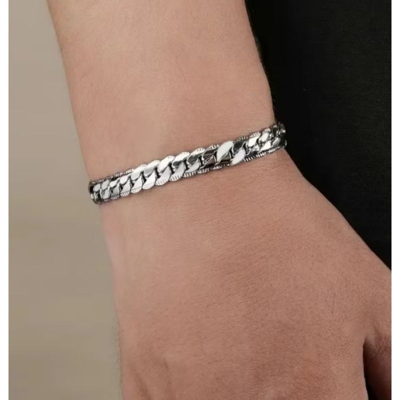Gelang Titanium Pria Model Sisik Naga Motif Silver Anti Karat dan Anti Luntur - Bracelets