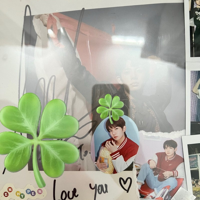 enhypen heeseung signed page border day one bdo