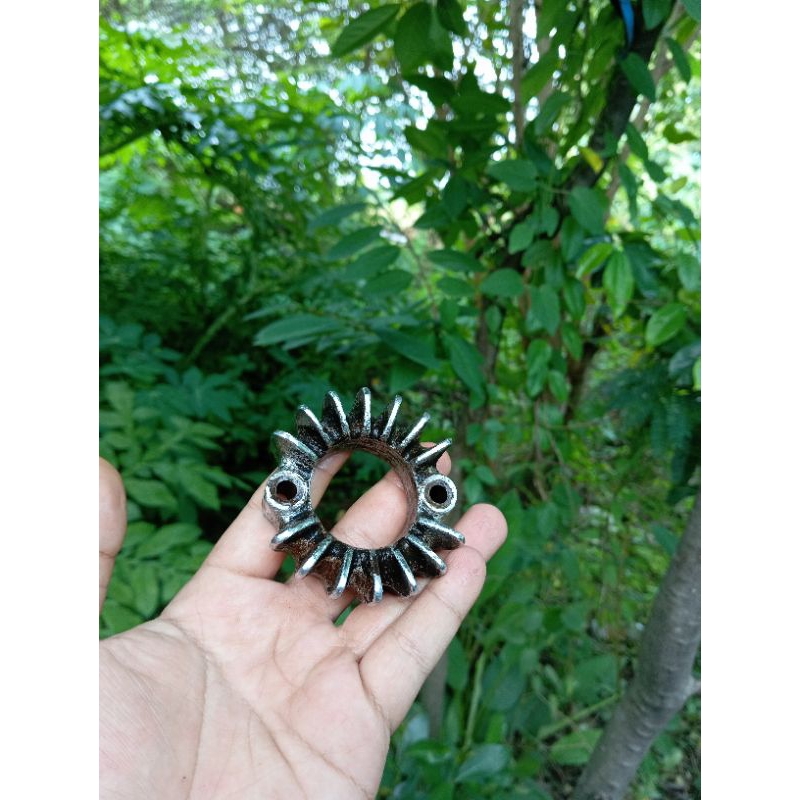 CINCIN KNALPOT CB 100 ORIGINAL , BRACKET KNALPOT CB 100 ORIGINAL