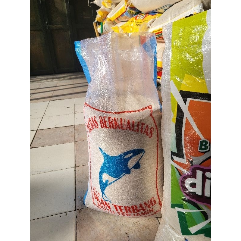 

beras Ikan Terbang