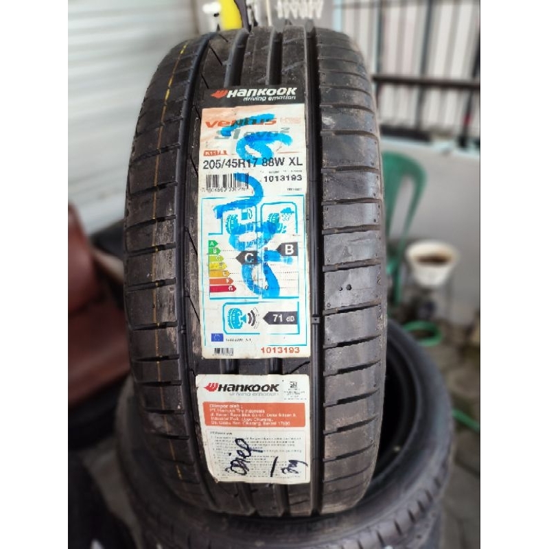 Ban hankook 205 45 R17 ventus