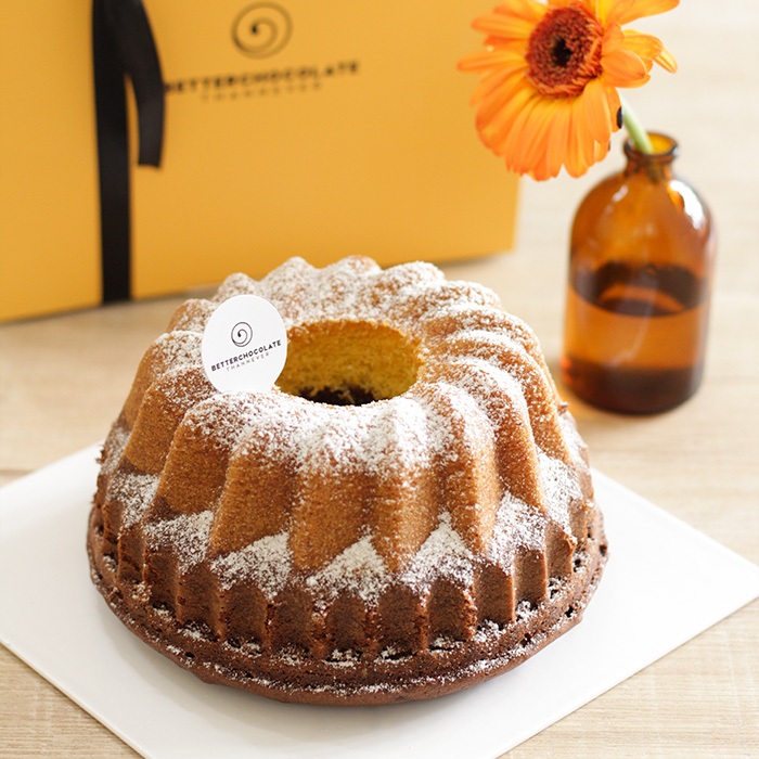 

Betterchocolatethannever - Orange Yogurt Butter Cake