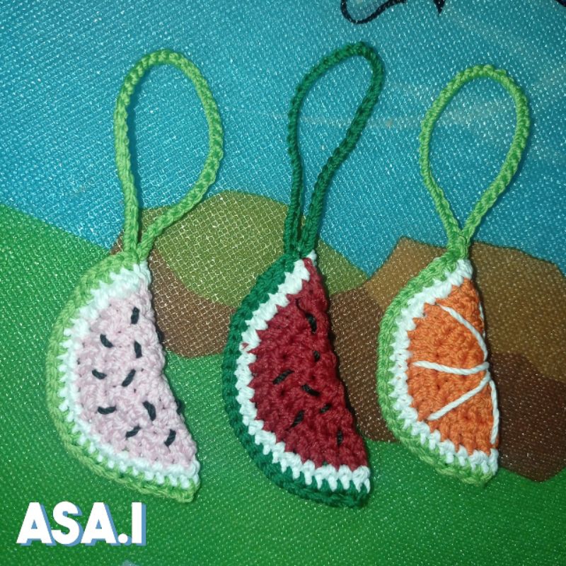 

Amplop lebaran rajut / keychain / gantungan kunci buah / tas.