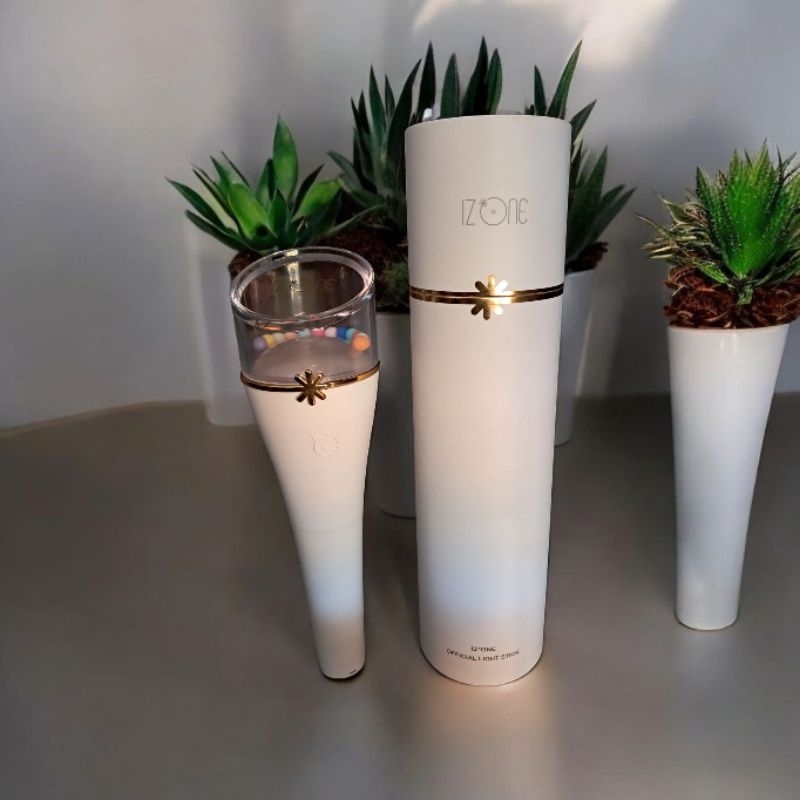 Lightstick IZ*ONE Official + Poster Official IZ*ONE
