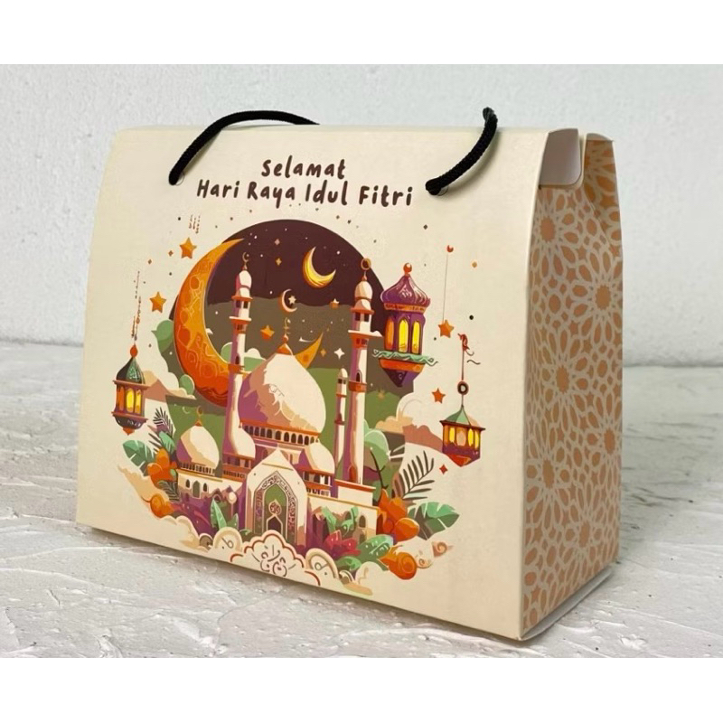 

Kotak Hampers by handmadebynovelia