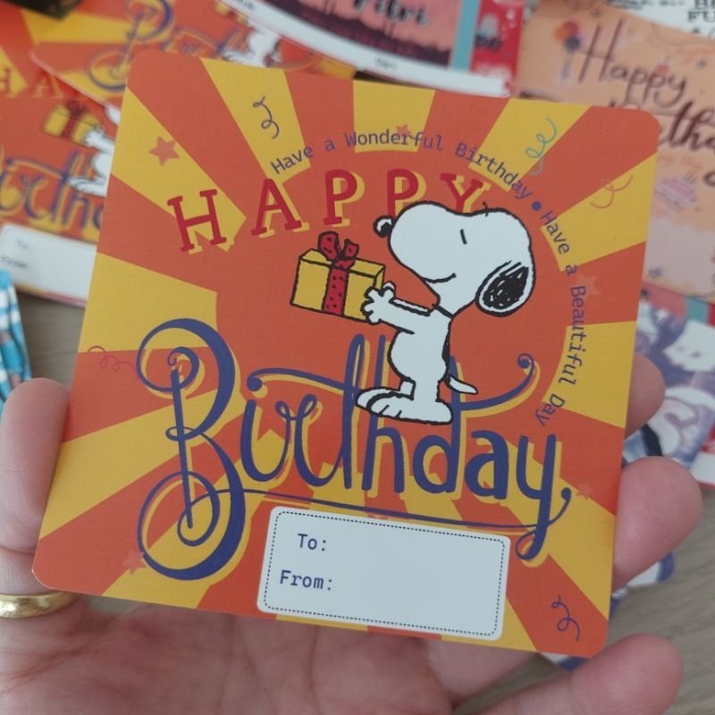

Sticker Snoopy Happy birthday berbahan vinyl doff anti air uk. 10x10 cm