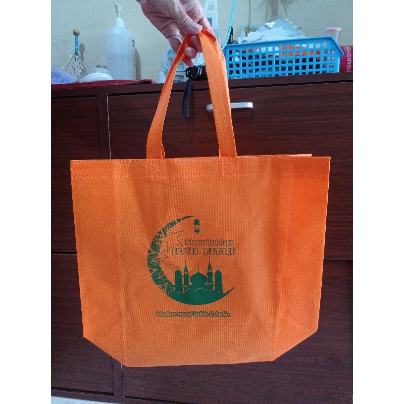 

Tas Idul Fitri Tote Bag muat Sembako size 40x14x30 cm