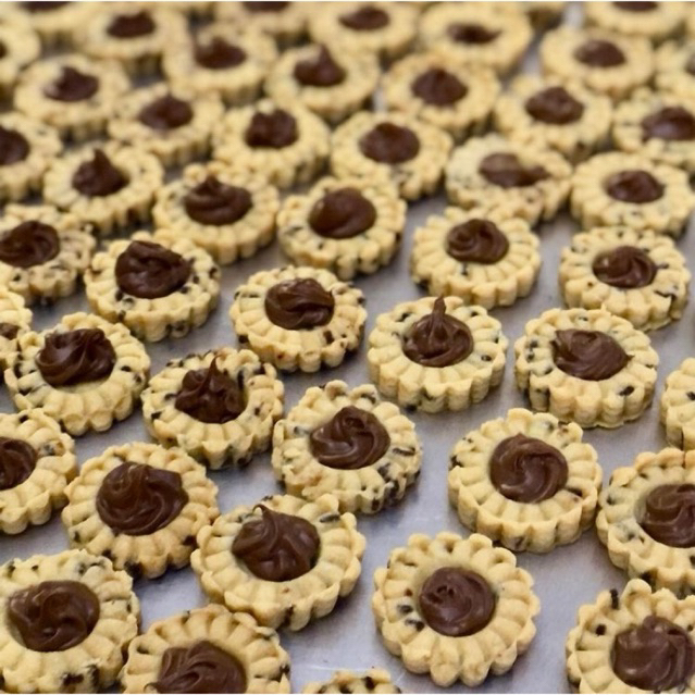 

Kue Kering Sweat Flower Chocolate Premium