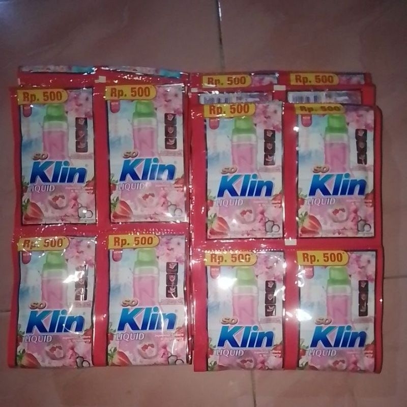 soklin liquid japanese sakura & strawberry 1 renceng (12 sachet) 20 ml - deterjen so klin cair (WAJI
