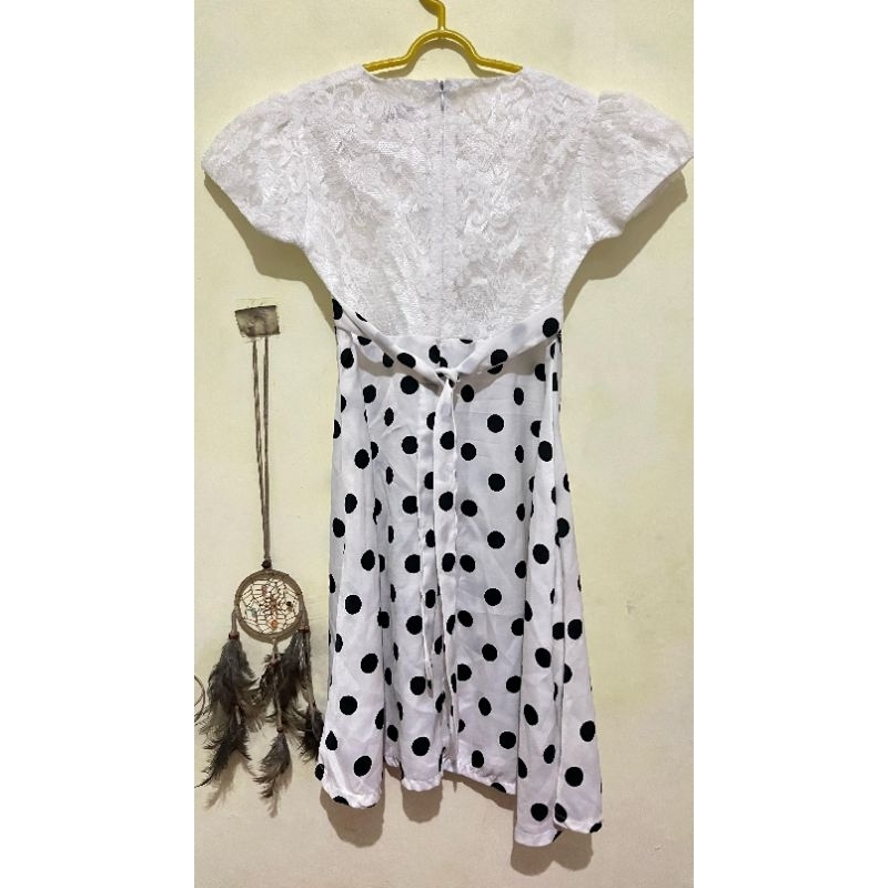 preloved dress anak remaja putih polkadot