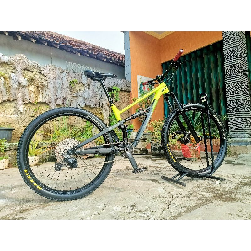 Polygon Siskiu D7 2022 size S 27,5 mullus