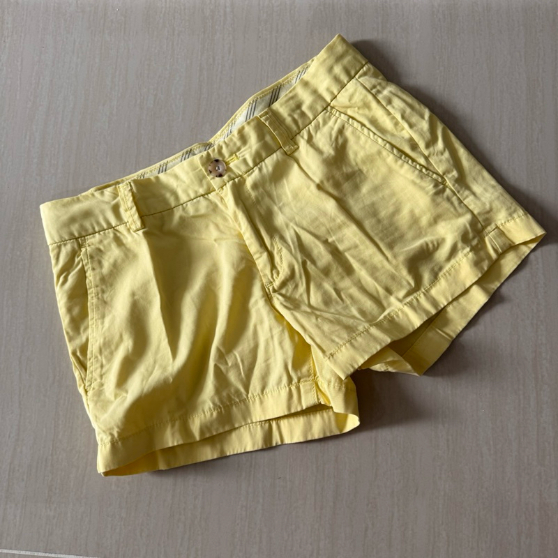 Celana Pendek Kuning Pastel Wanita / Short Pants Uniqlo - Preloved