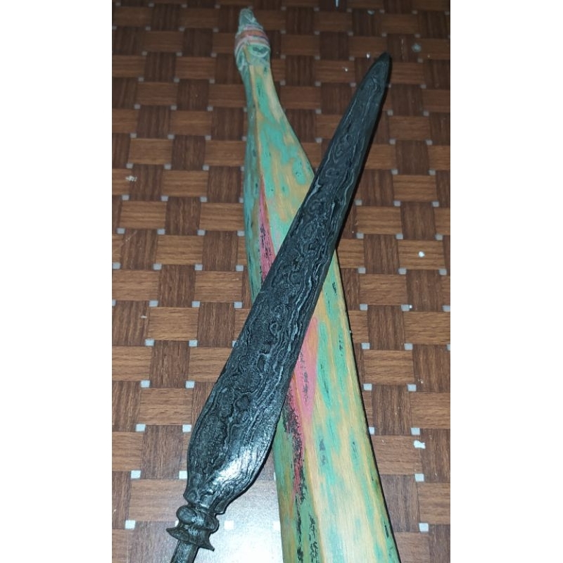 Tom-Bhak Ron Pring Pendaringan Kebhak Tuban