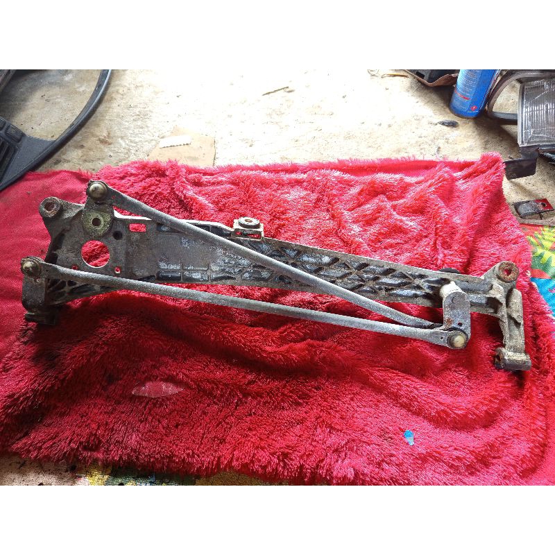 link wiper Honda Accord maestro 90 93