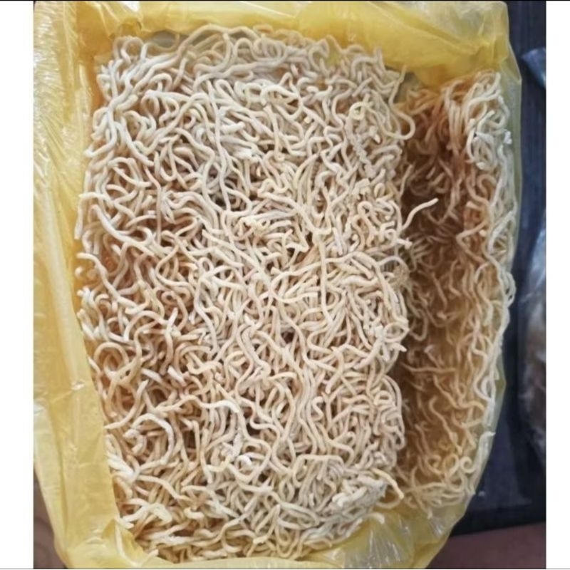 

Mie Pangsit mikua kering tunas 500gram khas bagan kemasanplastik asoy / Mi Keriting pansit goreng kuah mikua bagansiapiapi