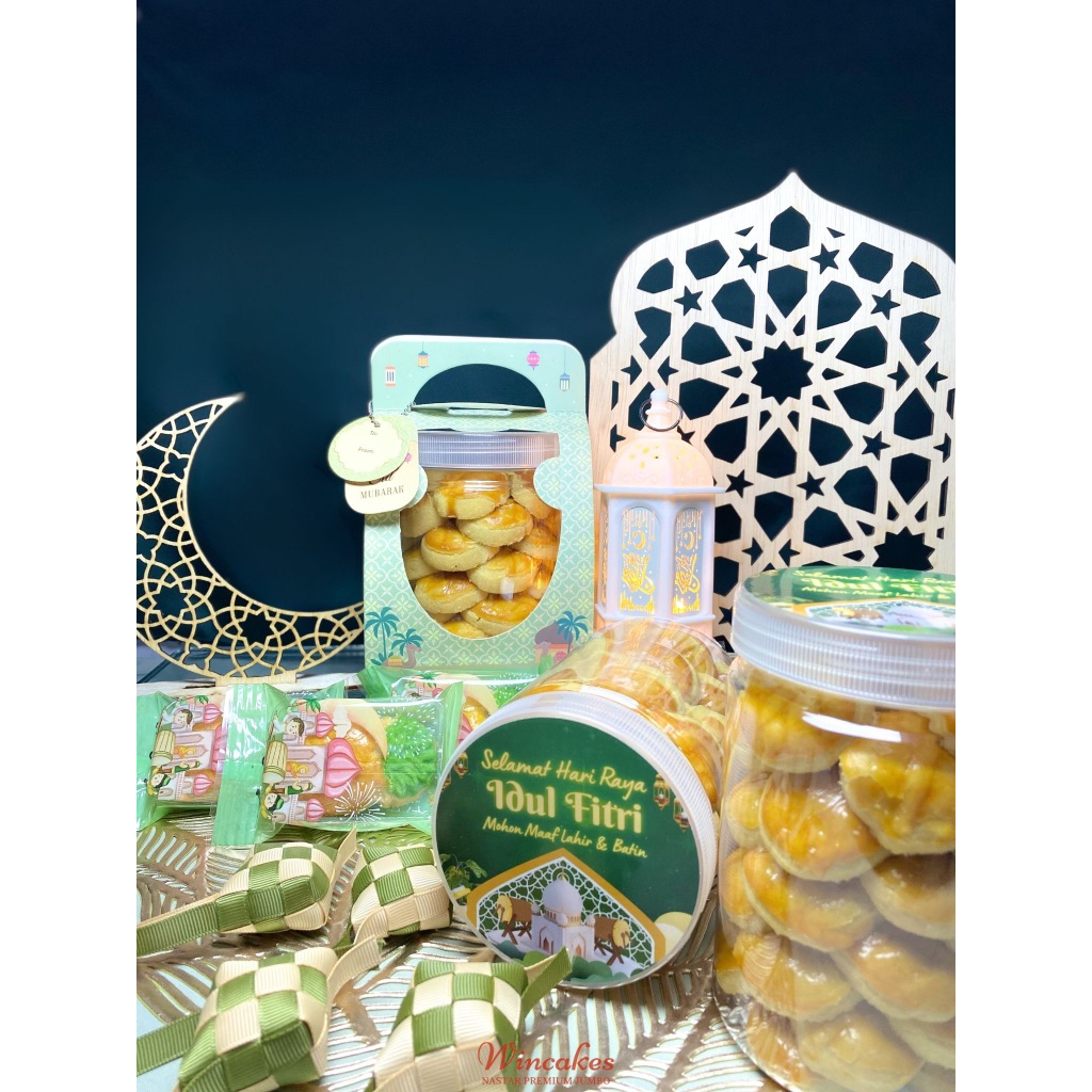 

(TOPLES 500 GRAM) Hampers Lebaran Idul Fitri Nastar Taiwan Nanas Jumbo Wincakes - Eid Al Fitr Hampers - Hampers Lebaran Idul Fitri Nastar Taiwan -Kado Lebaran Kue Kering - Hampers Kue Kering - Kue Kering Nastar Isi Nanas kuker kiloan