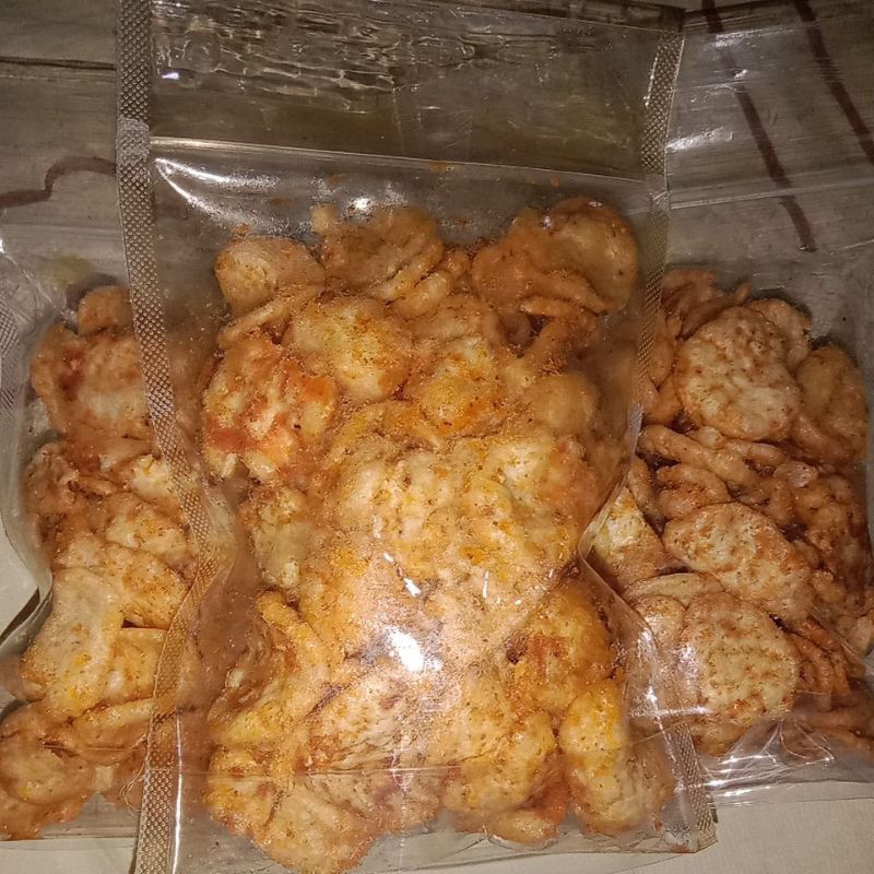 

kerupuk serundeng cirebon