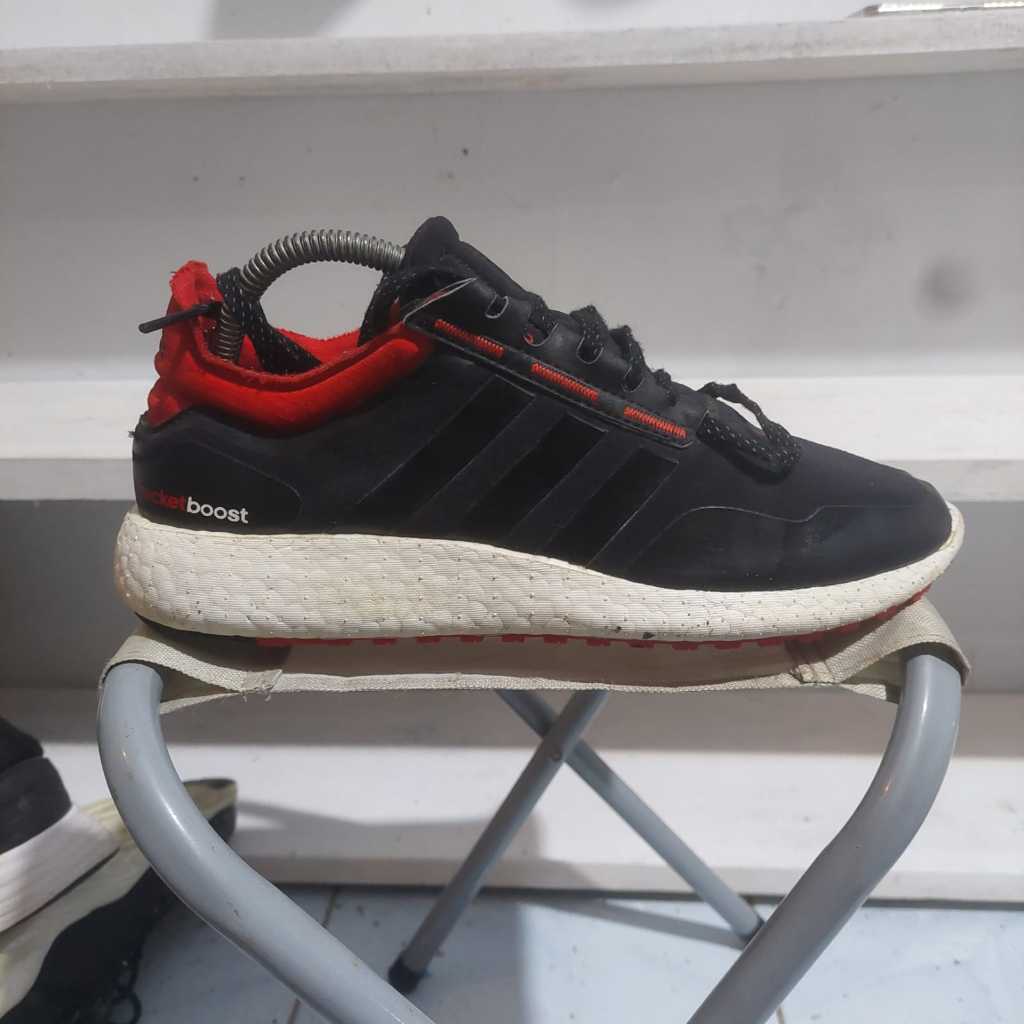 Sepatu Adidas Rocket Bost 41