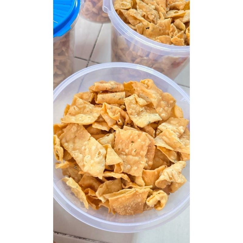 

keripik bawang 1/4 kg