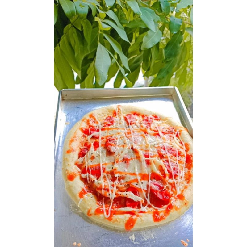 

Pizza ladzidz ukuran 18 cm full mozzarella pak amak