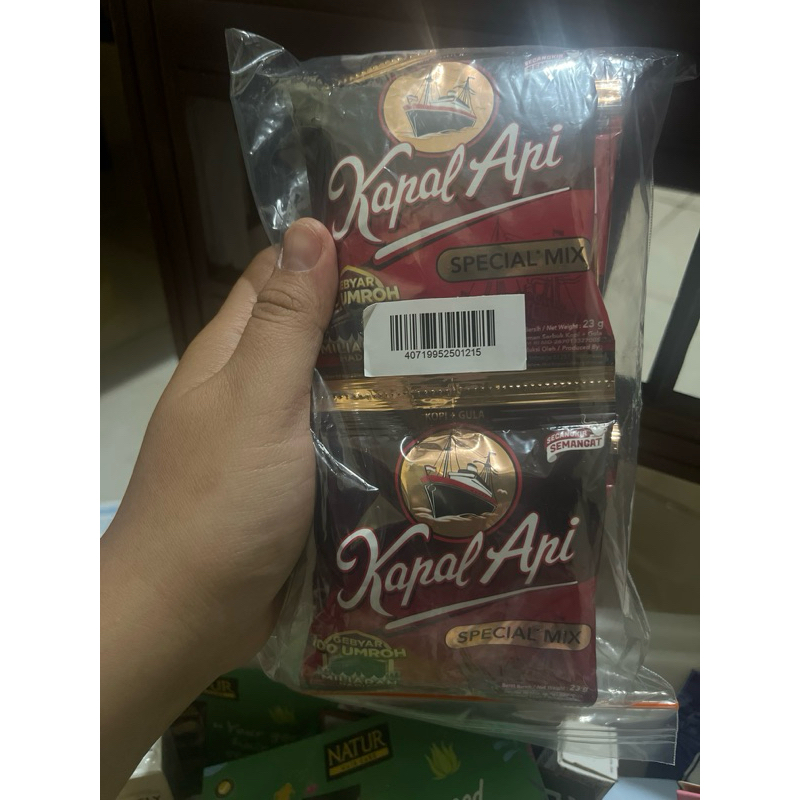 

(freeongkir) Kopi Kapal Api Special Mix 23gr isi 10pcs