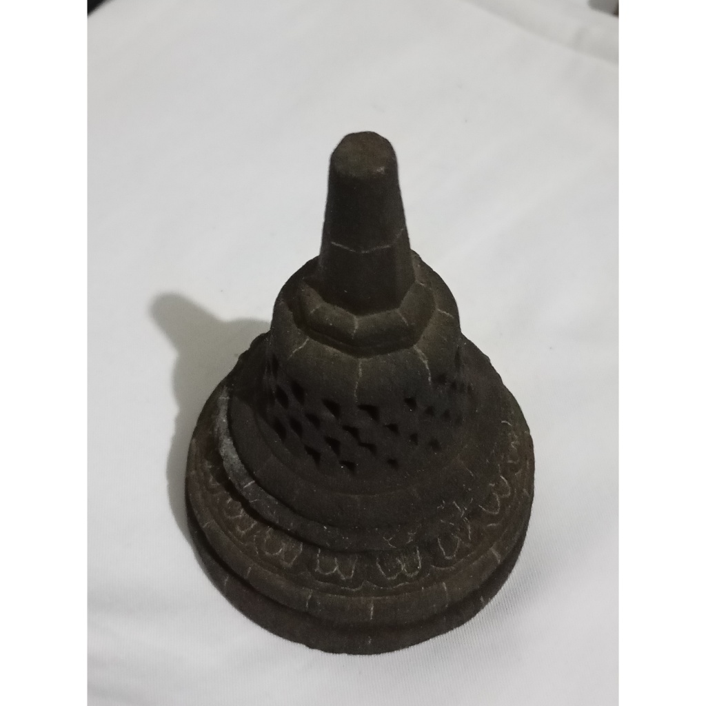 MINIATUR STUPA CANDI BOROBUDUR / PAJANGAN CANDI BOROBUDUR